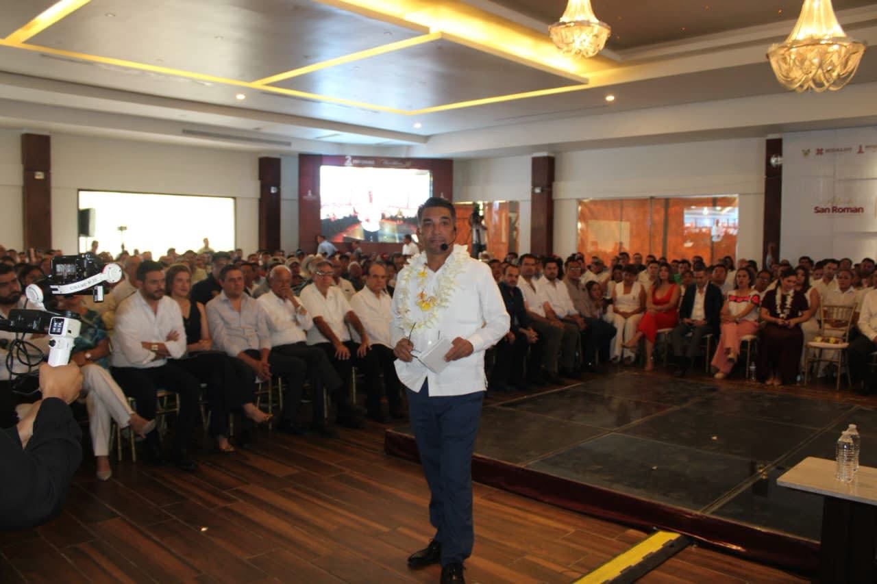 Alfredo San Román presenta Segundo Informe; reporta 104 obras y más de 203 mdp de inversión.