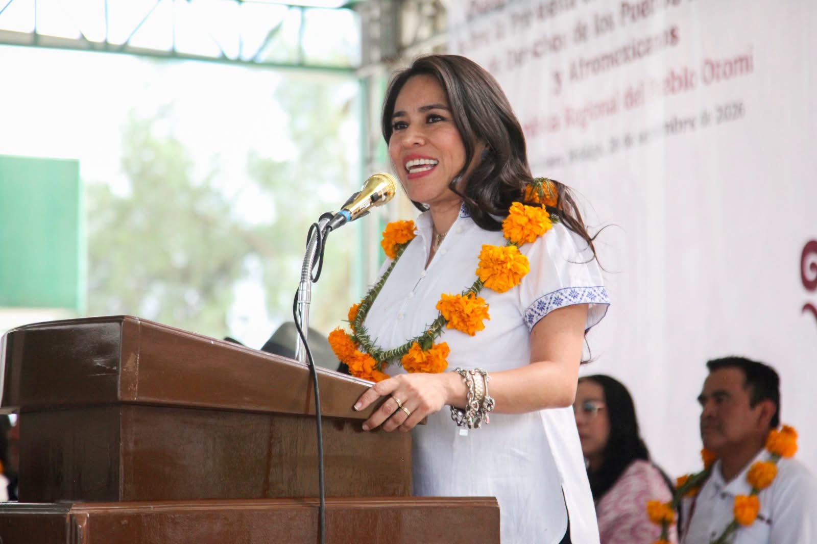 Destaca Simey Olvera consulta indígena para construir nueva ley de derechos.