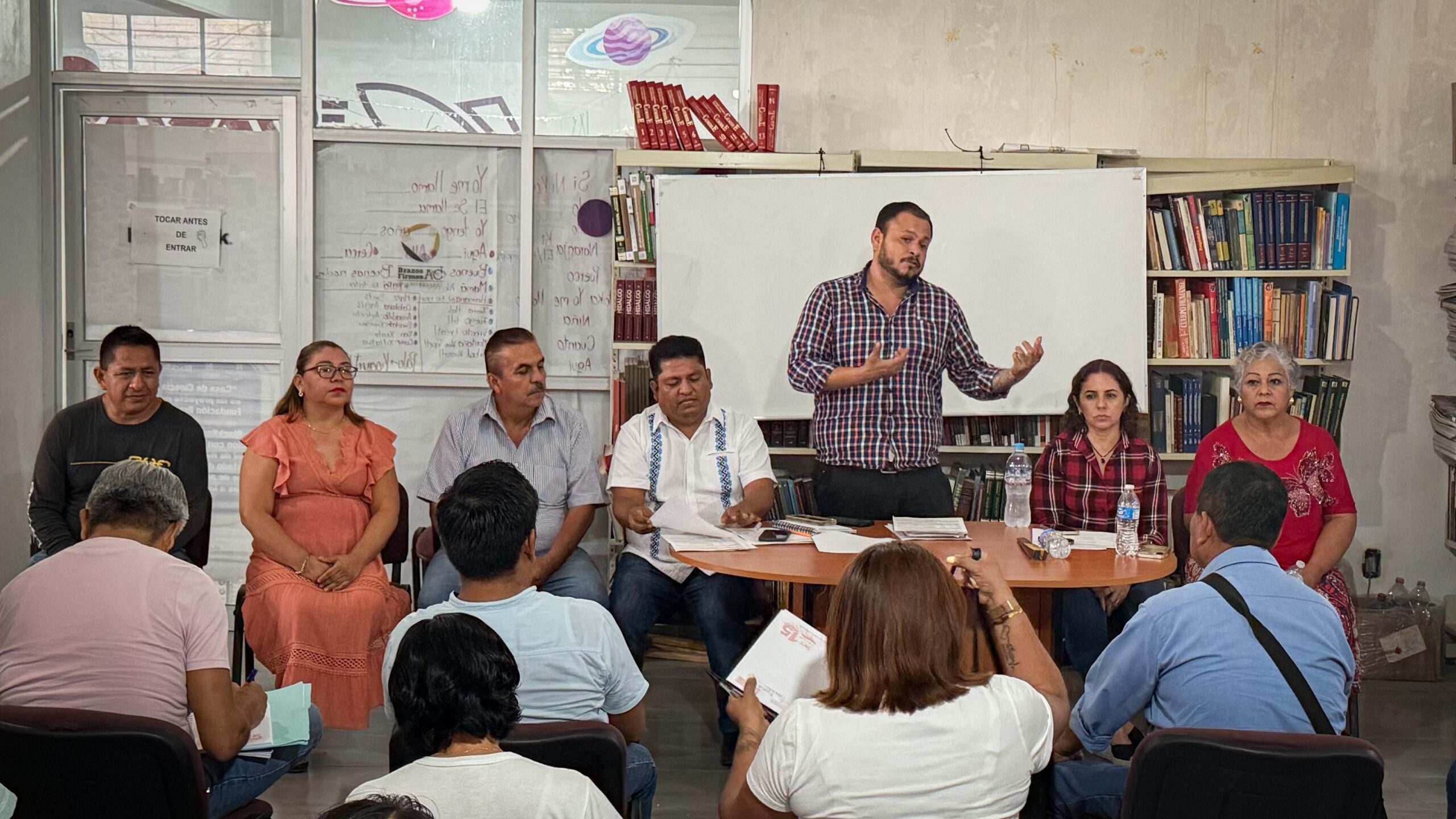 Escuelas de Huejutla se suman a la organización del Xantolo 2026