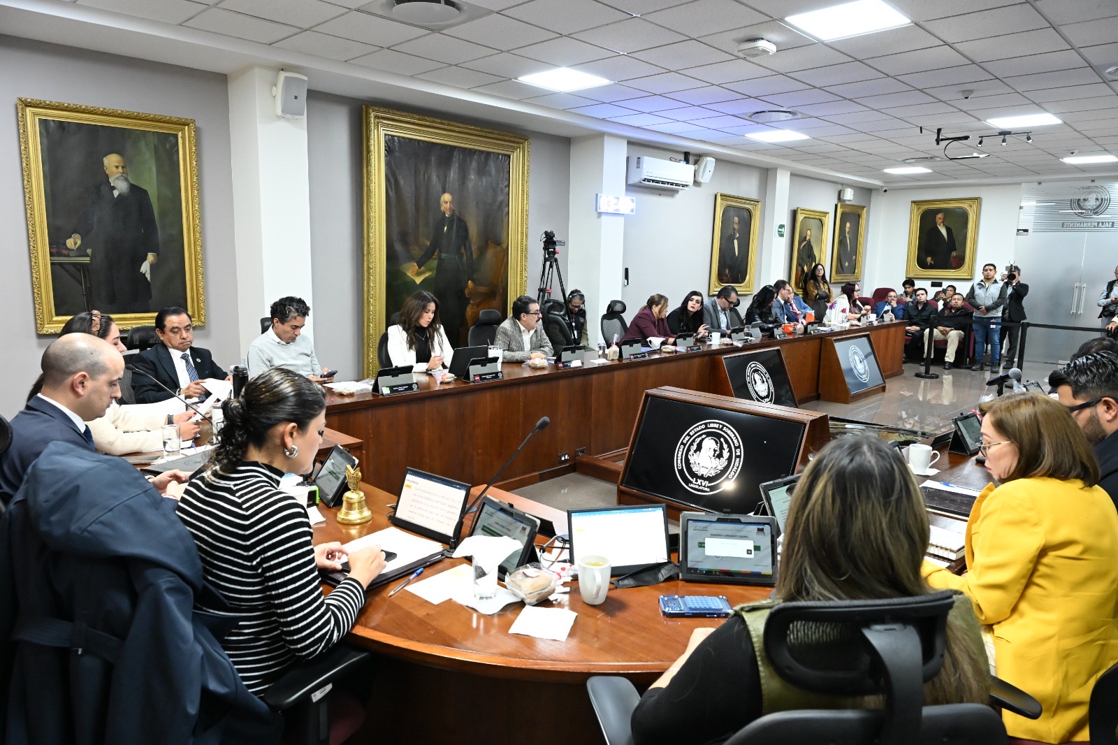Congreso de Hidalgo avala reforma para agilizar administración en los municipios. 