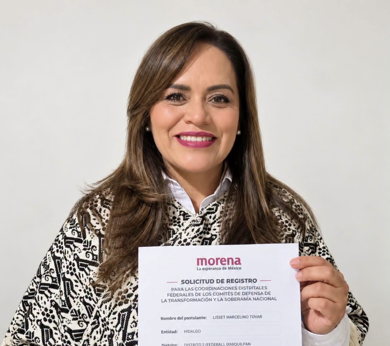 Lisset Marcelino se registra por coordinación federal de Morena en Ixmiquilpan