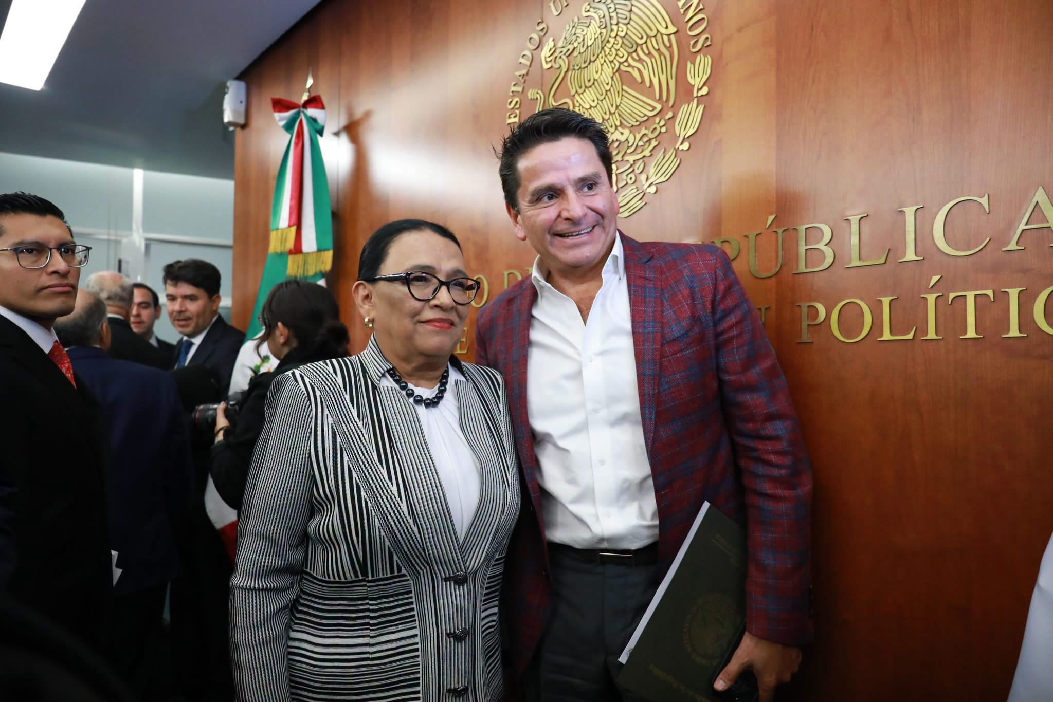 Cuauhtémoc Ochoa destaca rendición de cuentas durante comparecencia de Rosa Icela Rodríguez.