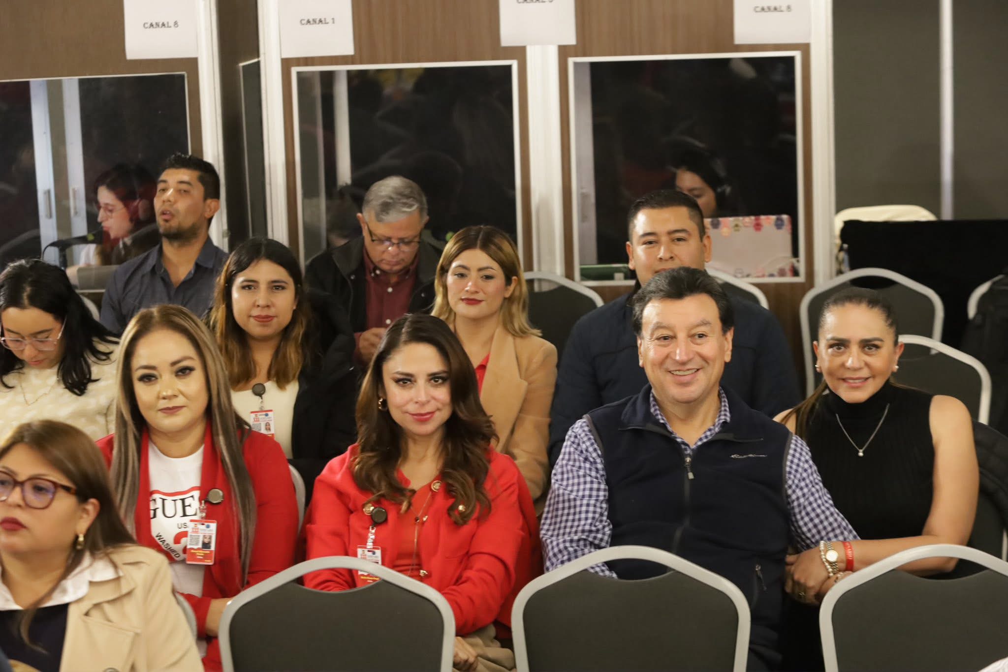 Participan mujeres del PT Hidalgo en conferencia nacional del partido.