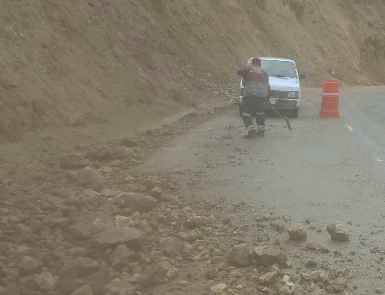 Persiste riesgo de deslaves en Hidalgo pese a disminución de lluvias: Protección Civil.